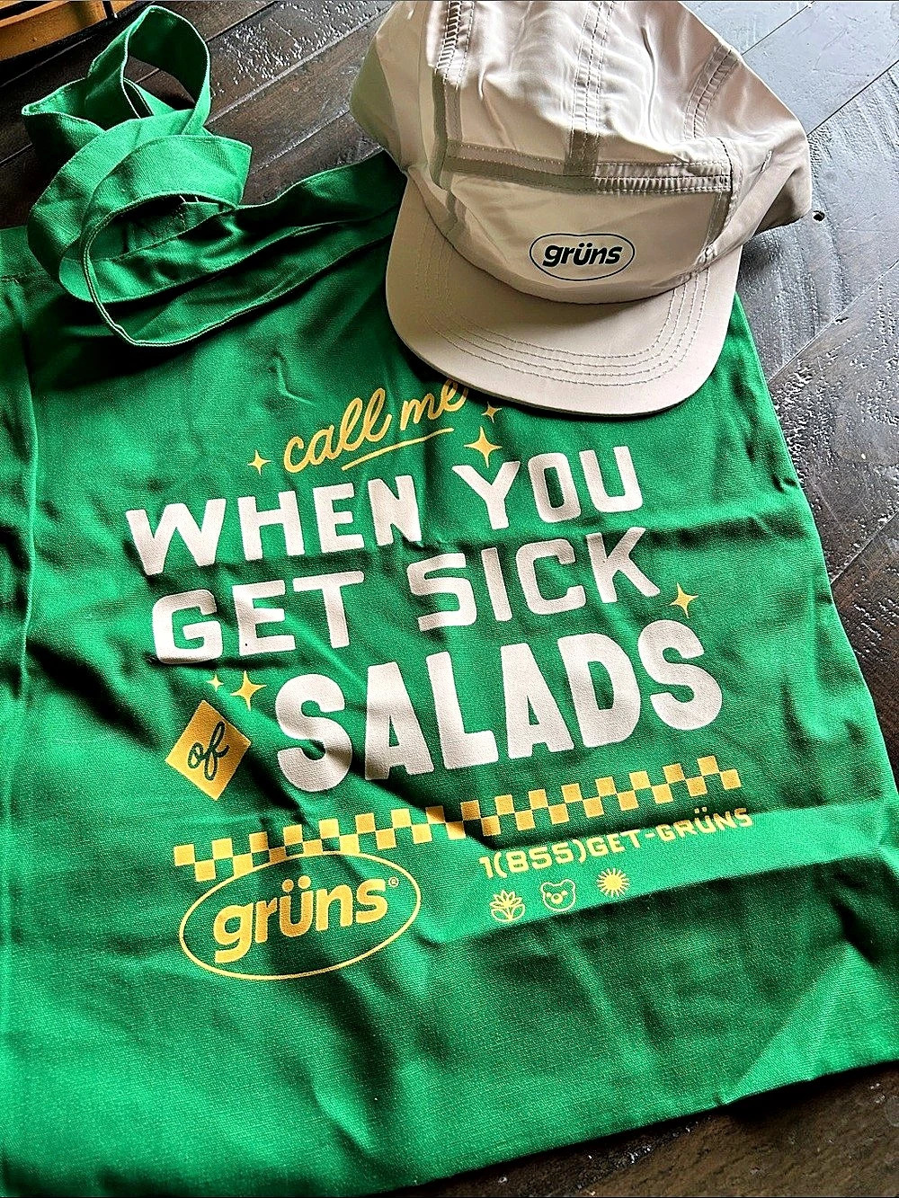 grüns Tote Bag & Adjustable Hat